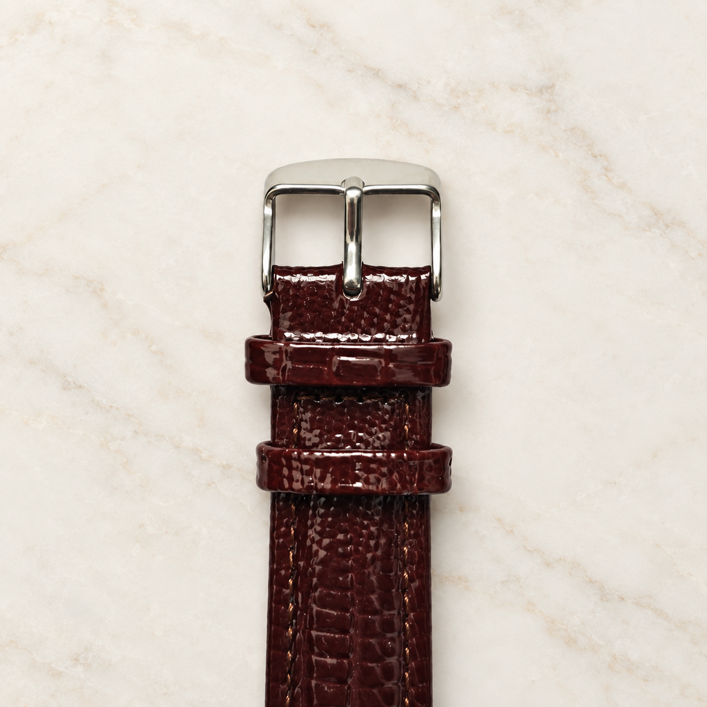 Boucle argentée du bracelet de montre grain lézard marron
